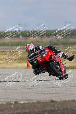 media/Apr-15-2024-Lets Ride (Mon) [[fff7f53741]]/B Group/Sweeper/